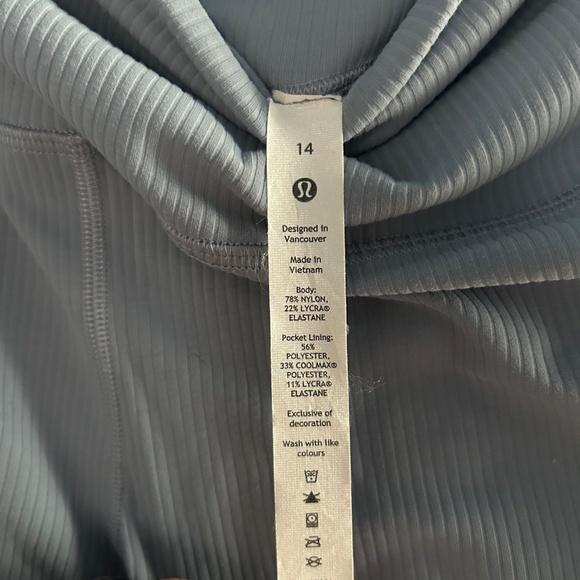 Lululemon Ribbed Align Leggings - Picture 5 of 5